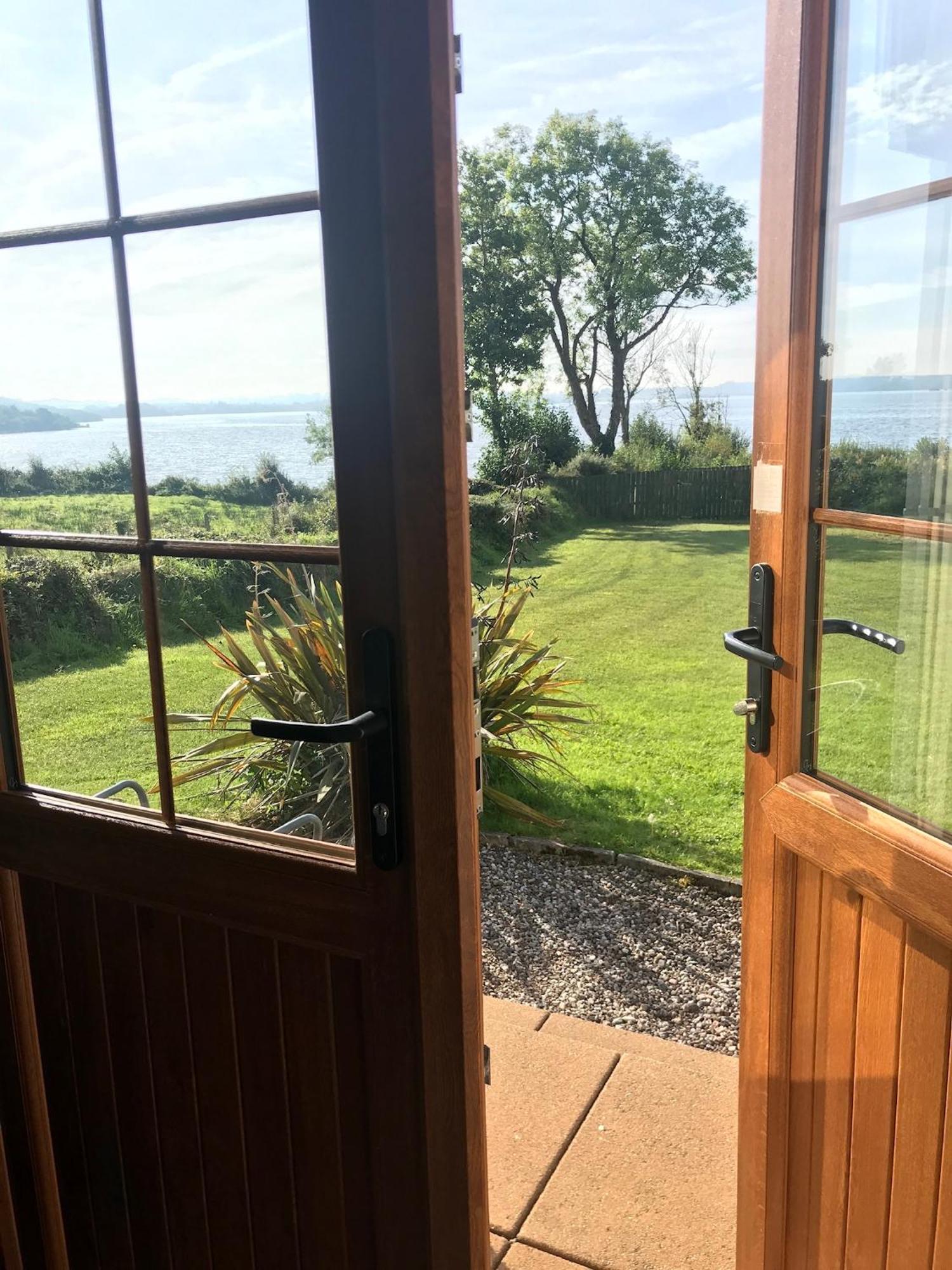 Kesh Lakeside Cottage Exteriör bild